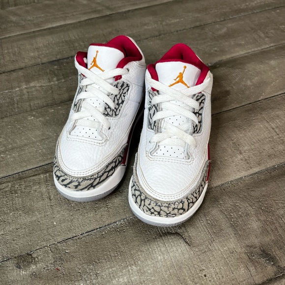 Nike Air Jordan 3 Cardinal Sneakers Sz 9C - Picture 3 of 5